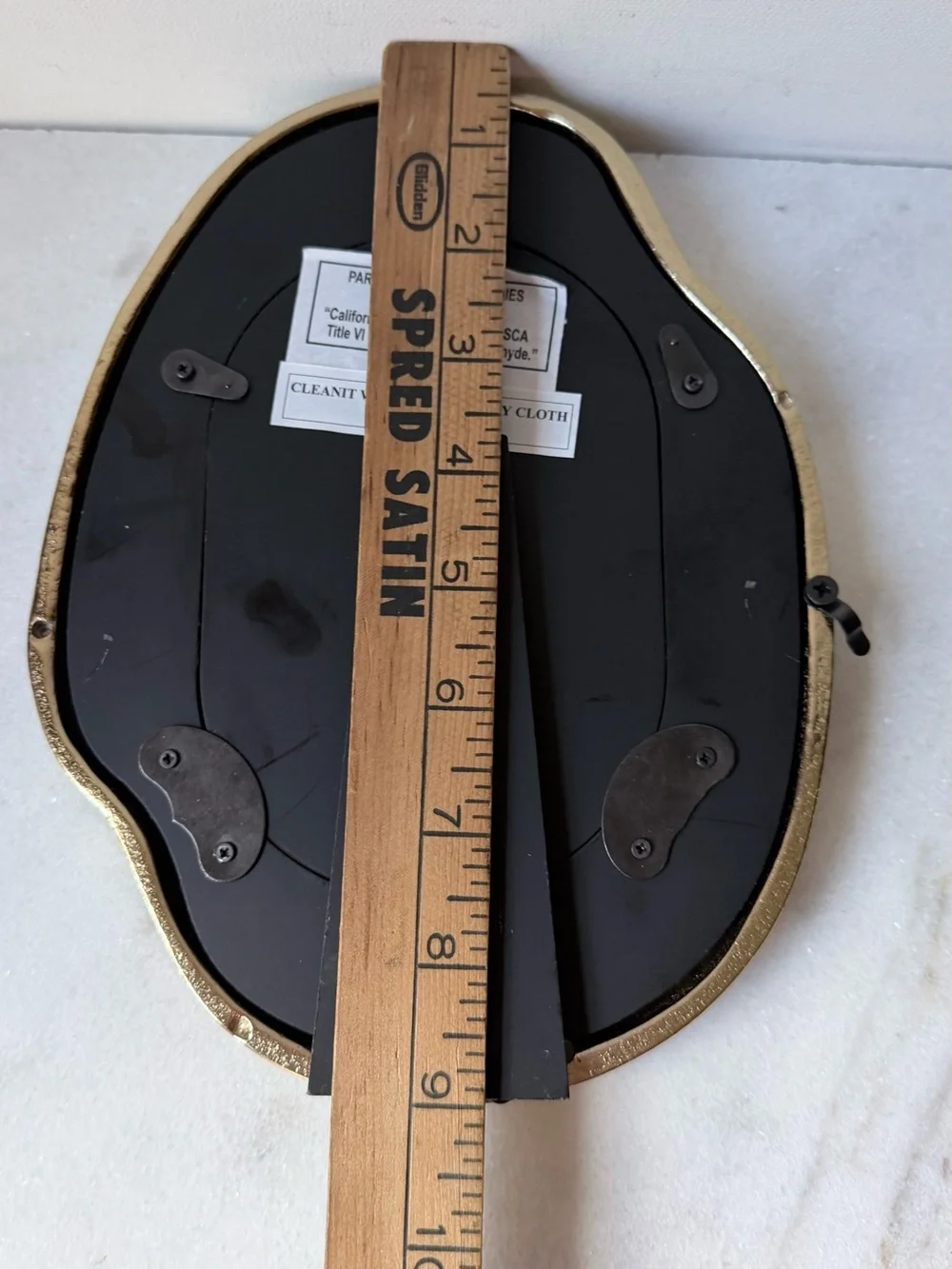 Organic gold metal irregular oval shape picture frame